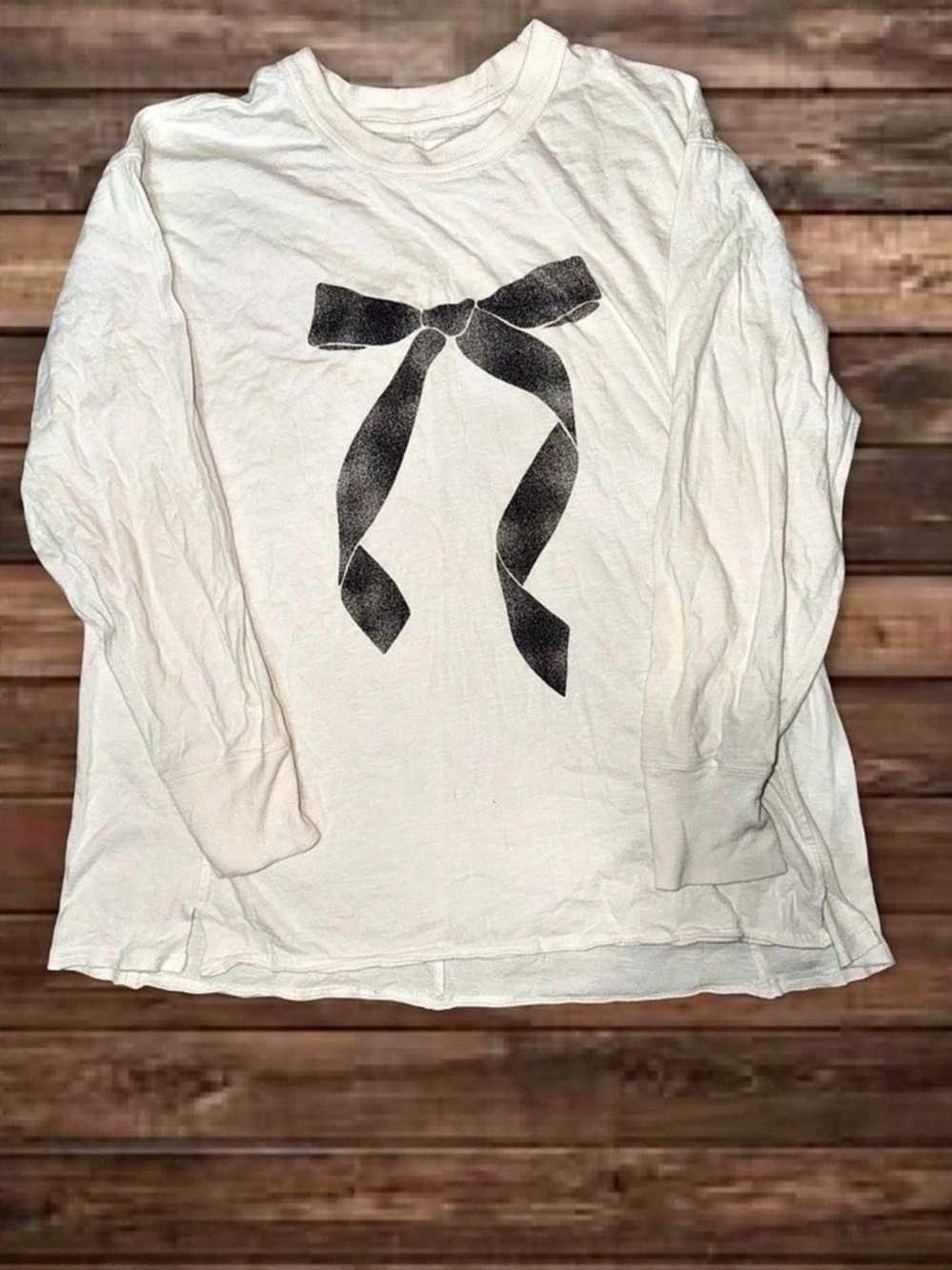 Aerie Long Sleeve Bow Graphic Top Size Medium